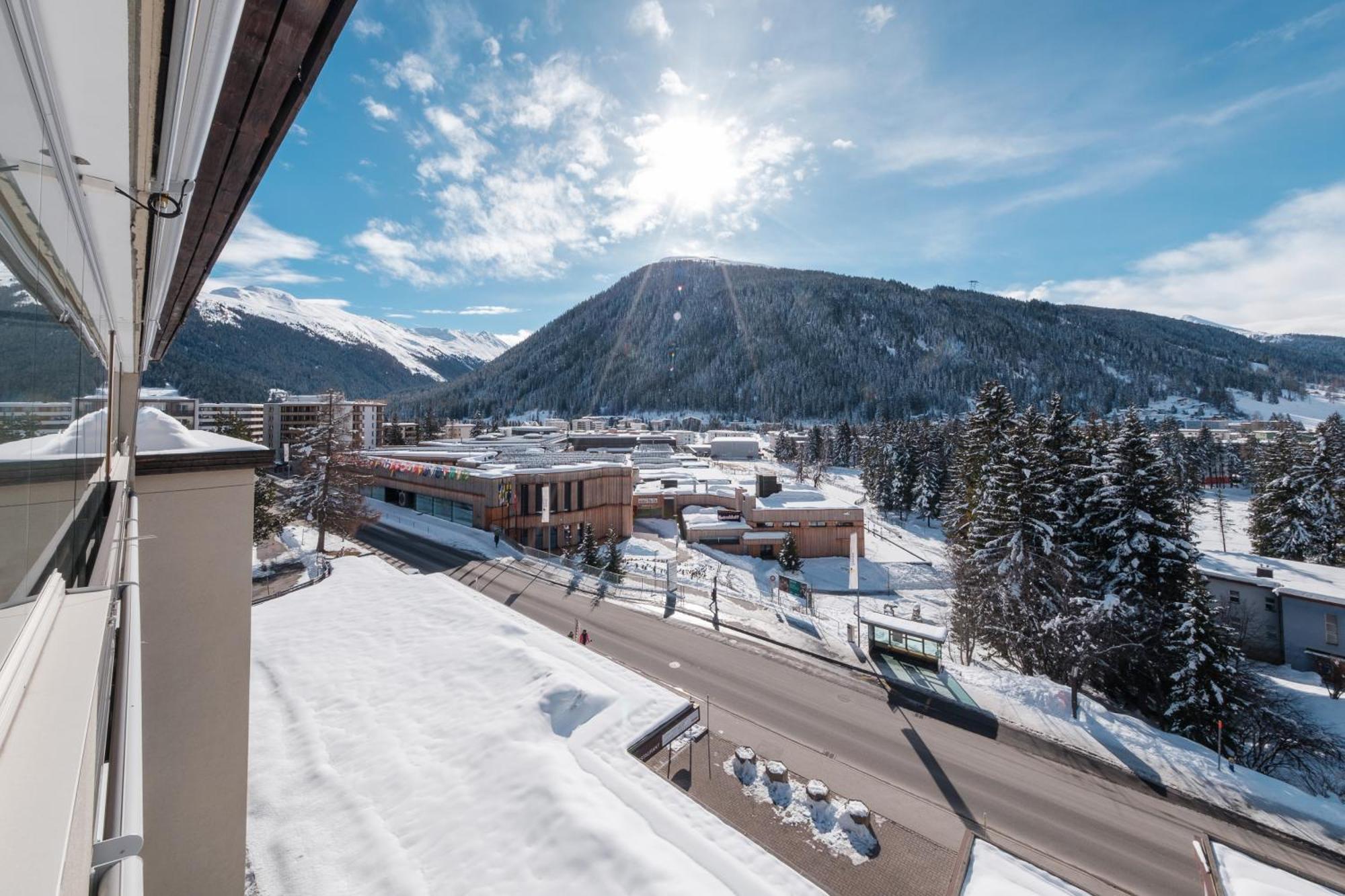 Heart Of Davos Apartments Bagian luar foto